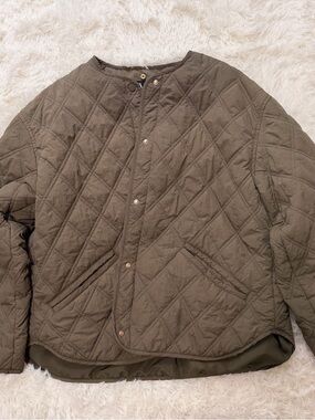 Zara Olive Quilted Snap-Front Soft Puffer Jacket